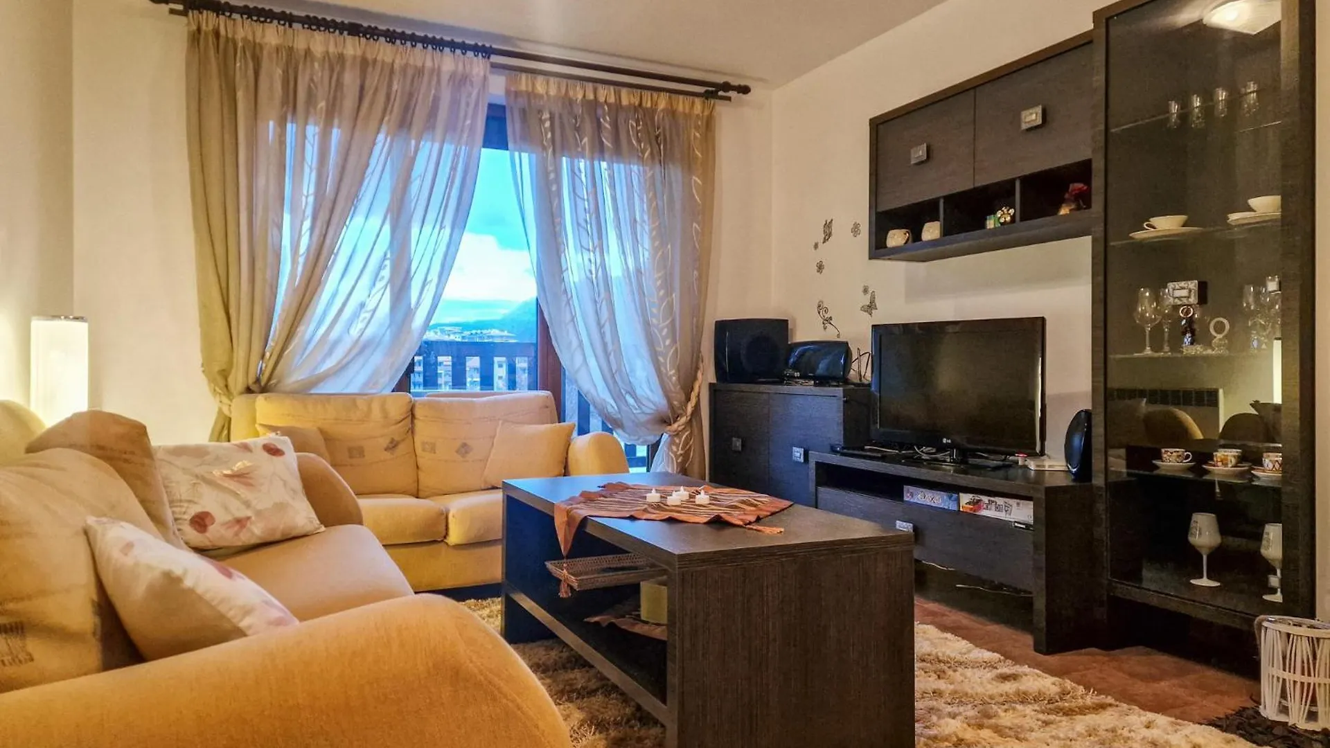 Cozy 2-Bedroom Stay With Parking In Old Inn Bansko By Flat Mаnager